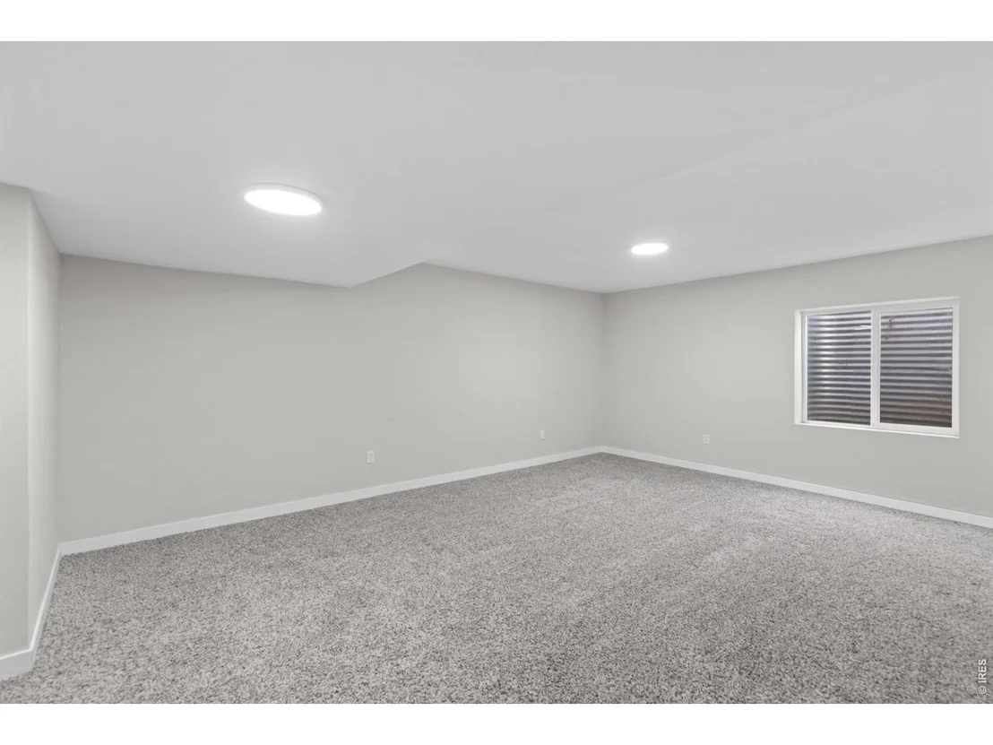 Photo of 1685 Geneva Cir