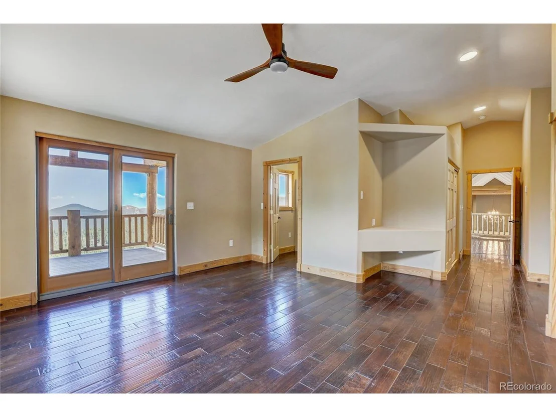 Photo of 449 Squaw Mountain Trl