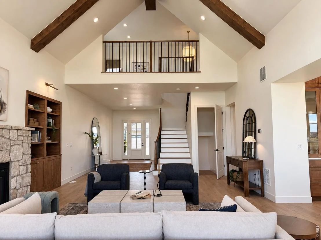 Photo of 155 Boxwood Dr
