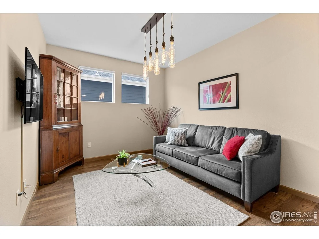 Photo of 4859 Maxwell Ave