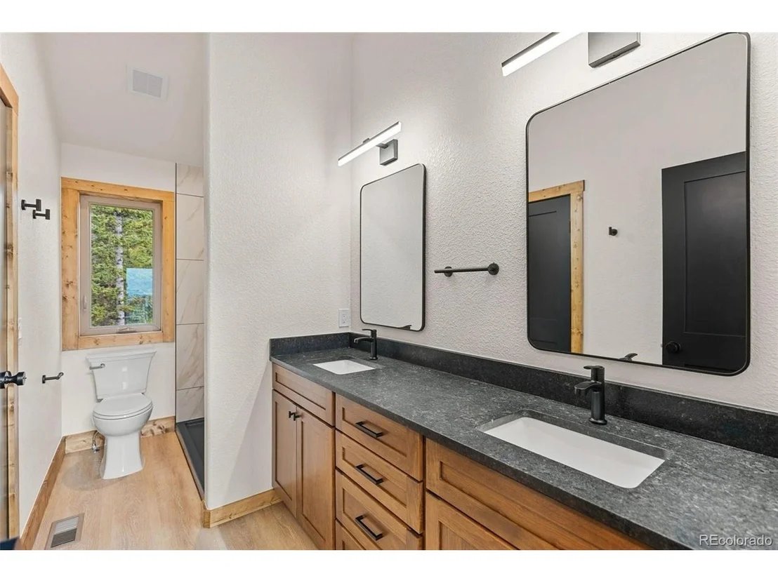 Photo of 385 Silverheels Pl