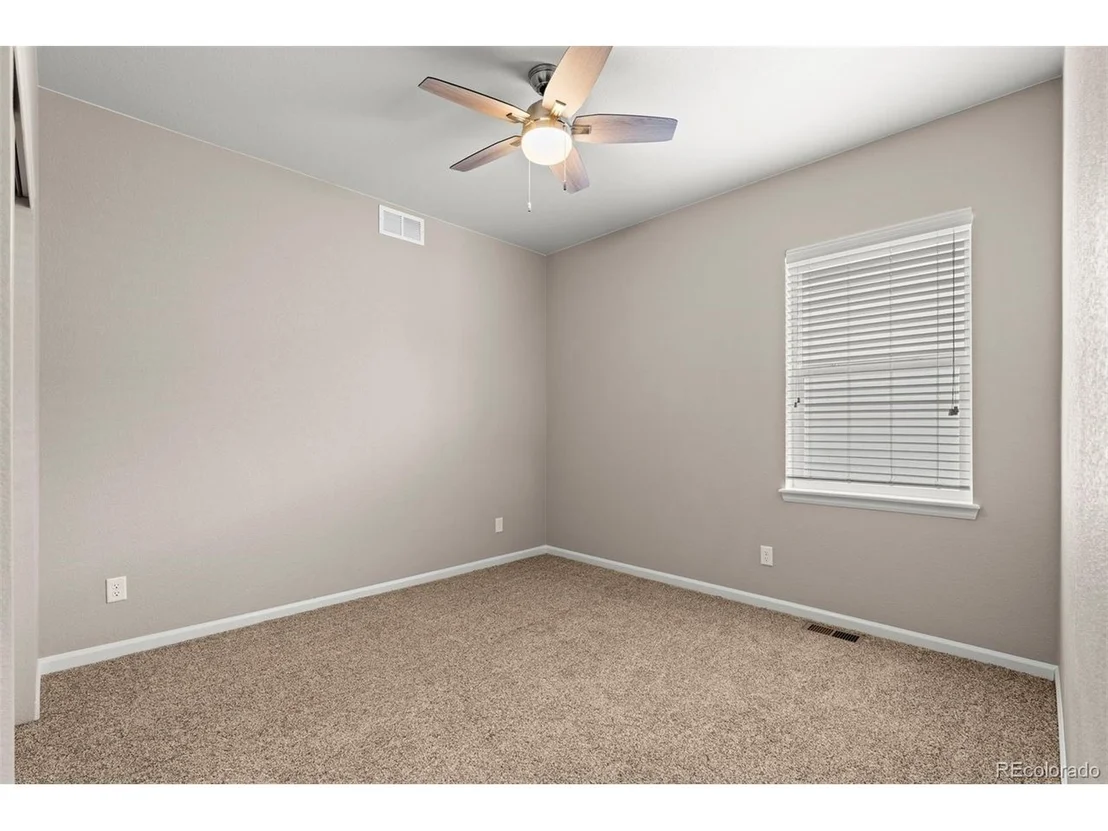 Photo of 930 Mcmurdo Cir