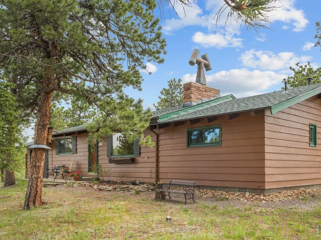 Photo of 839 Ski Rd
