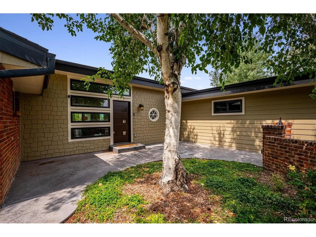 Photo of 31 Skyline Dr