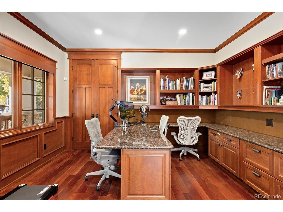 Photo of 800 Grant Pl