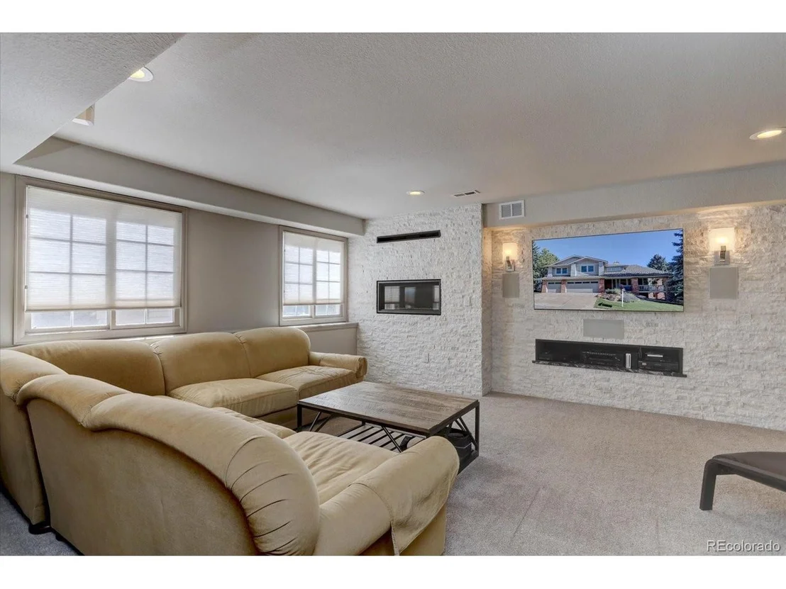 Photo of 19 Amaranth Dr