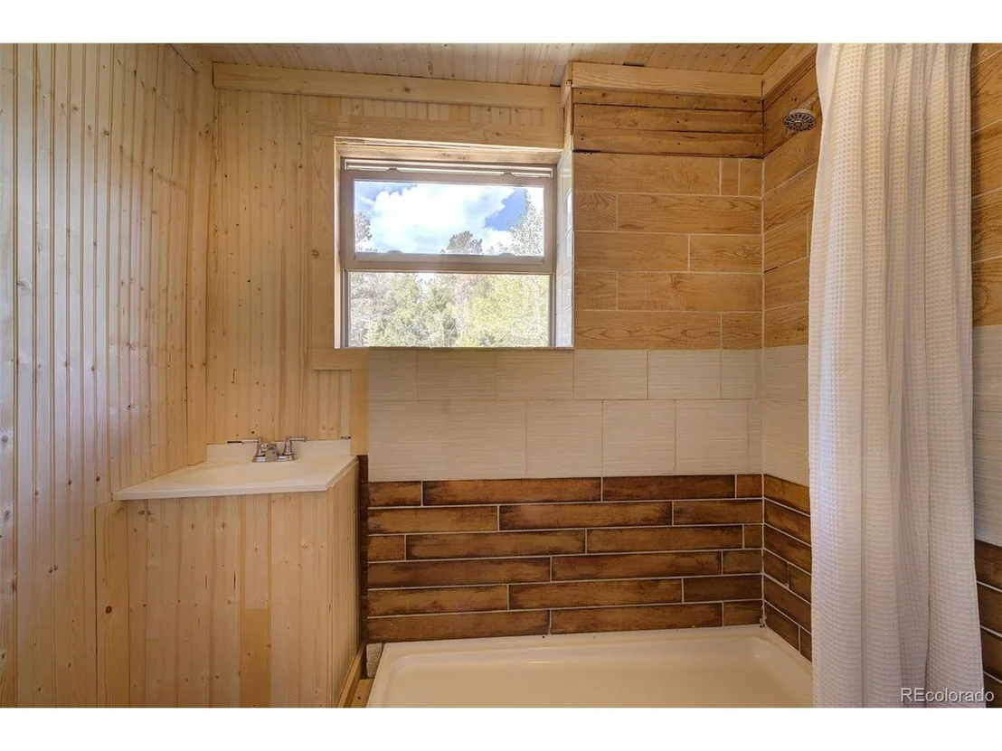 Photo of 34291 Kiowa Ln