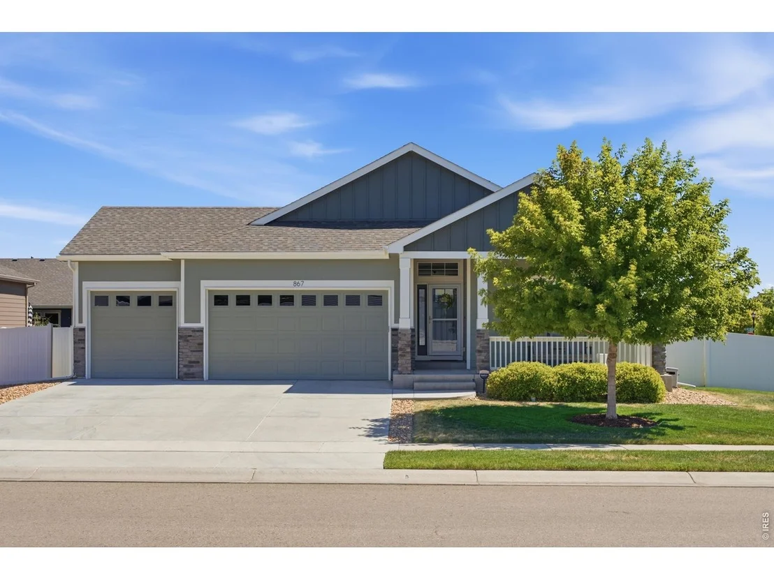 Photo of 867 Sunlight Peak Dr