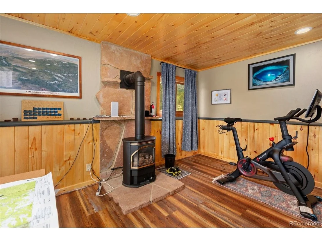 Photo of 40 Bear Ridge Rd
