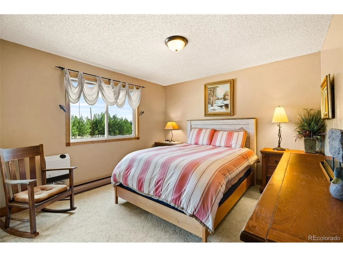 Photo of 163 Meadow View Ln