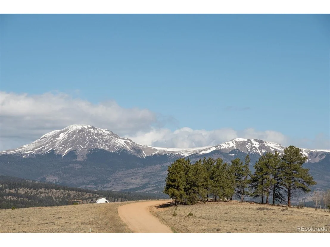 Photo of 526 Wagon Wheel Rd