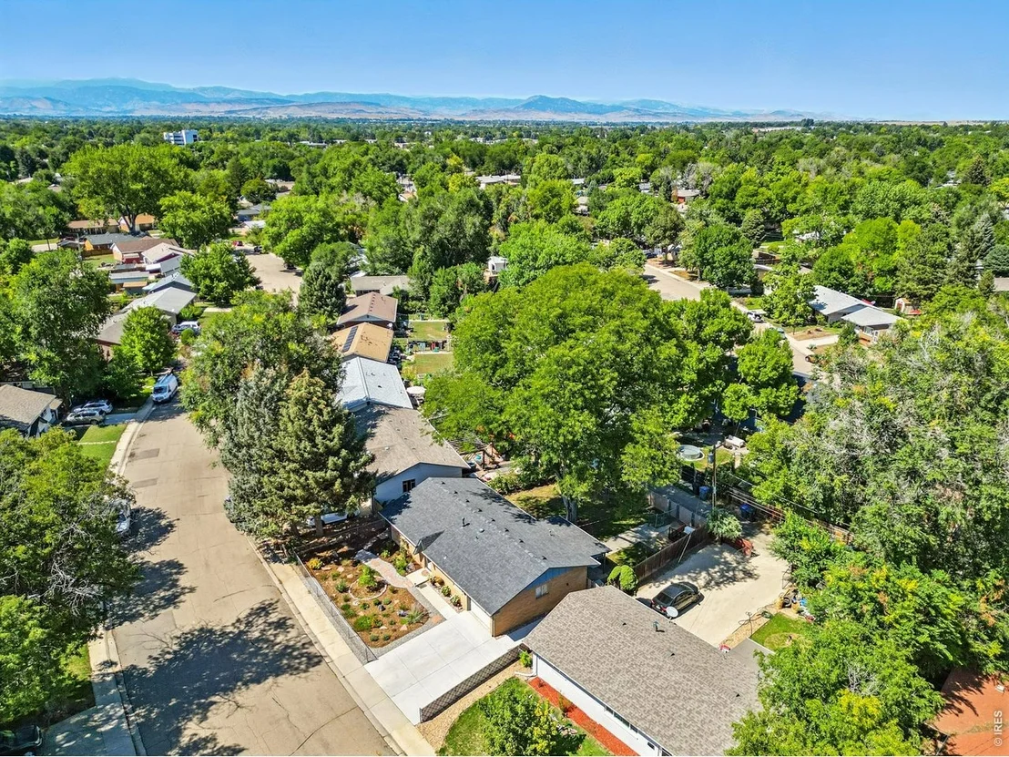 Photo of 16 Merideth Ln