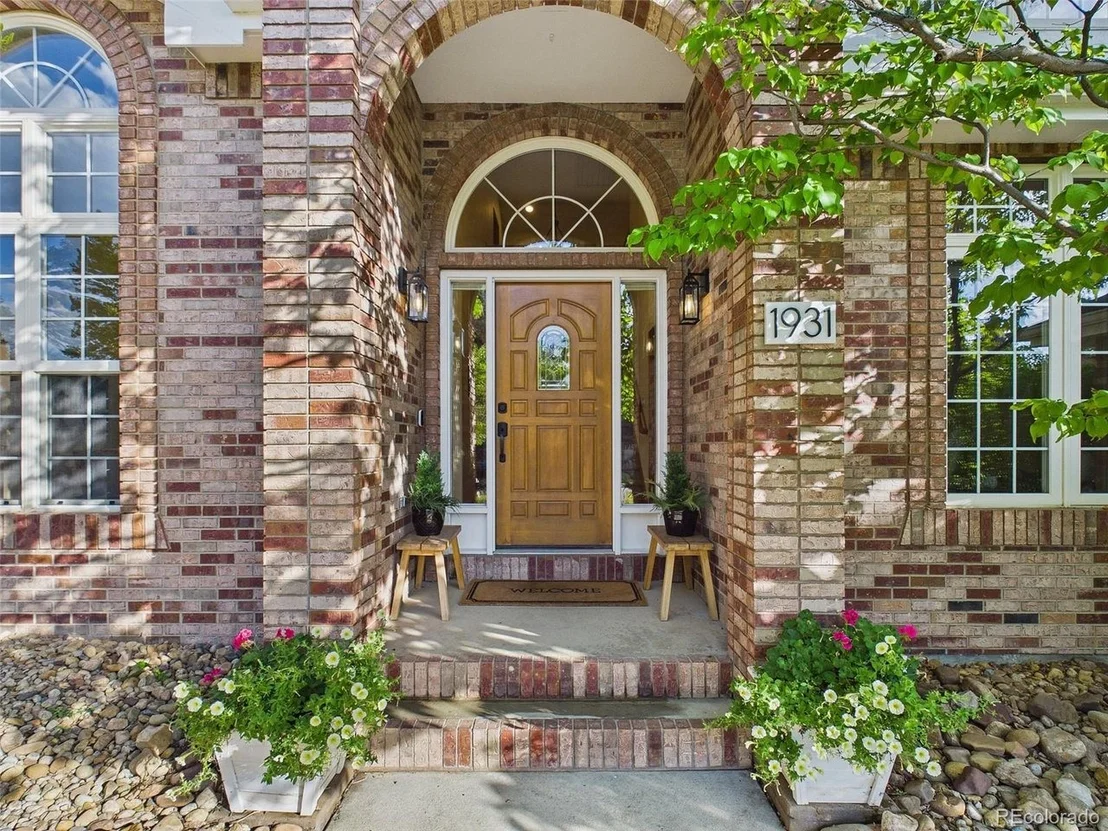 Photo of 1931 Creekside Dr