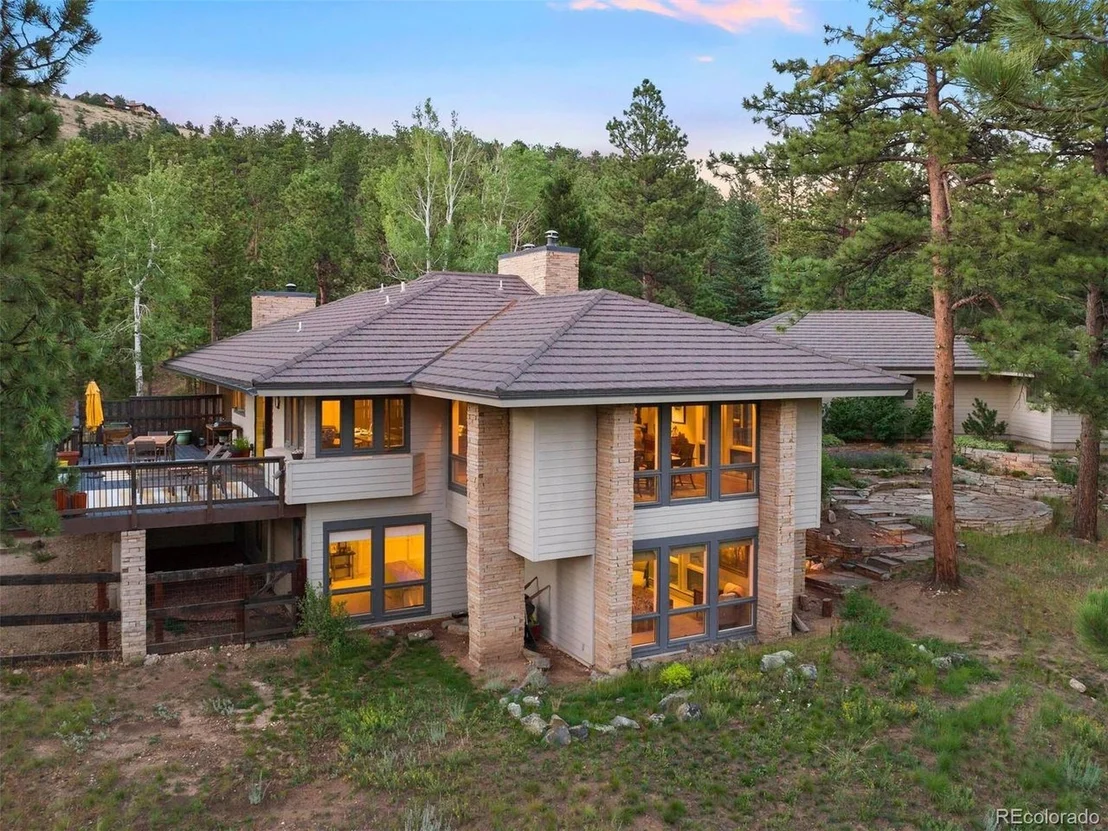 Photo of 2397 Daisy Ln