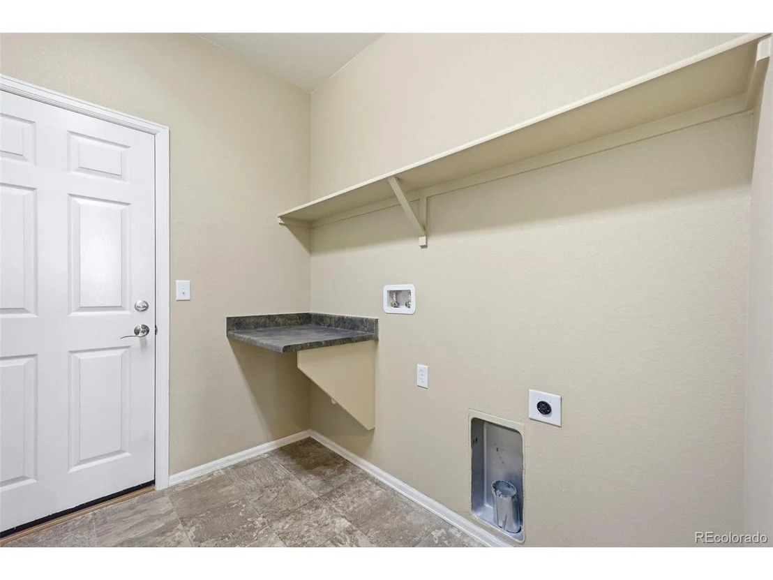 Photo of 42007 Westchester Cir