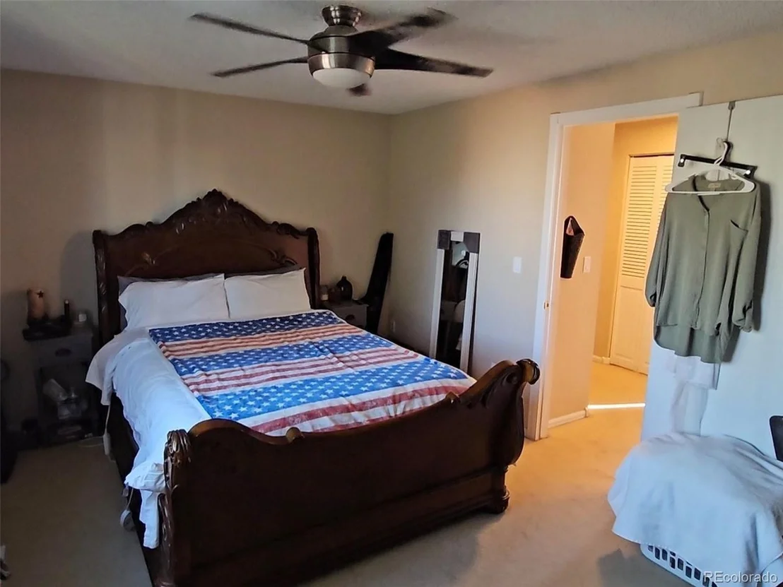 Photo of 232 Harrison Dr
