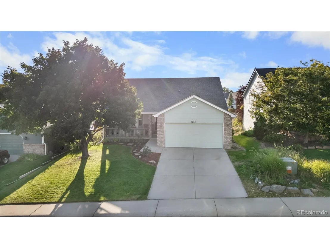 Photo of 2282 Birdie Dr