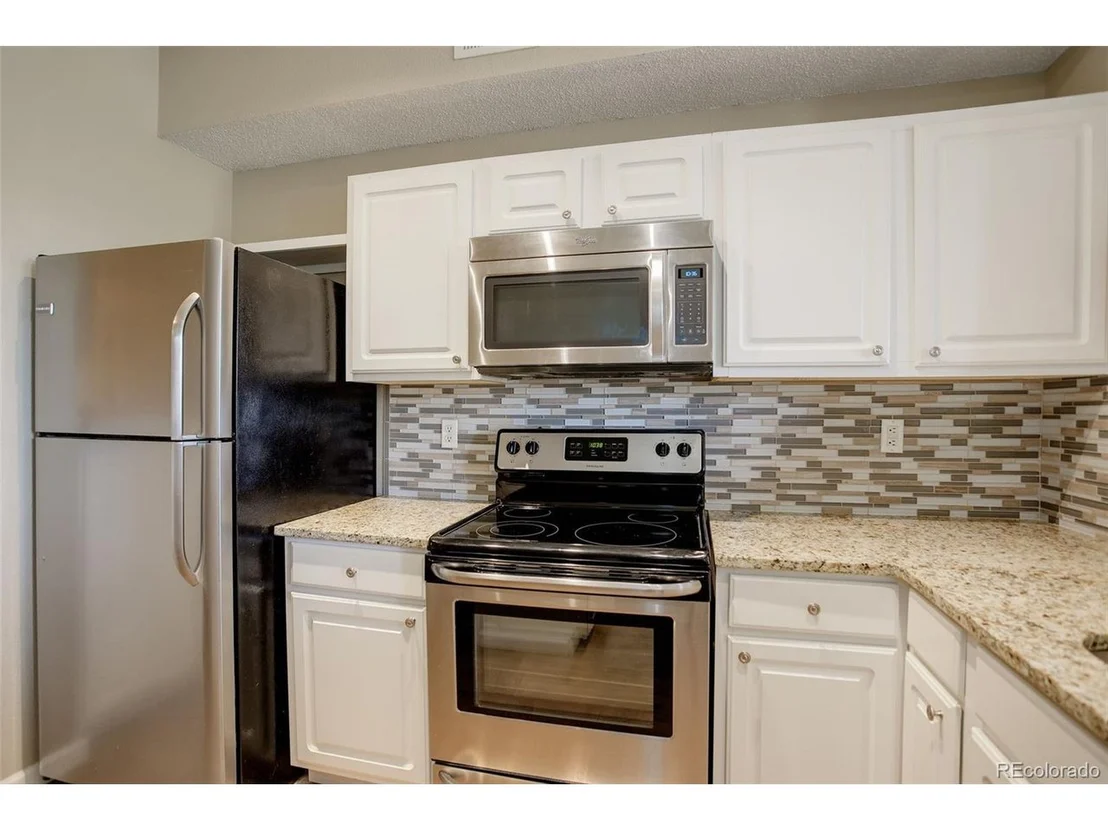 Photo of 2182 Eagle Ave