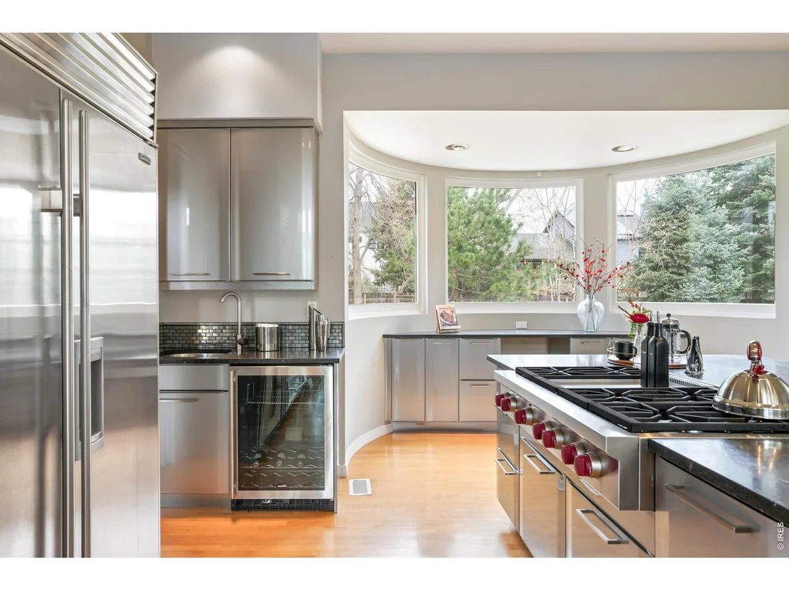 Photo of 2541 Tamarack Ave