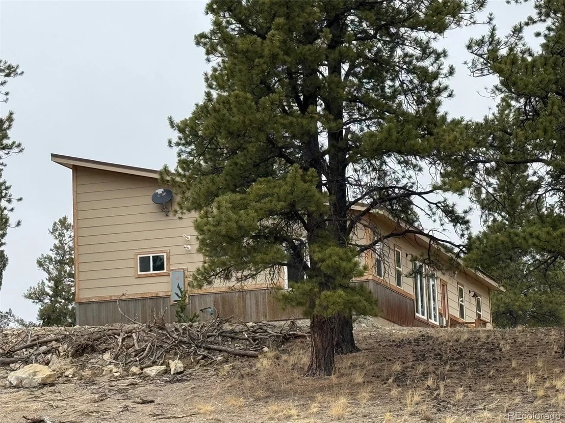 Photo of 909 Pitchfork Rd