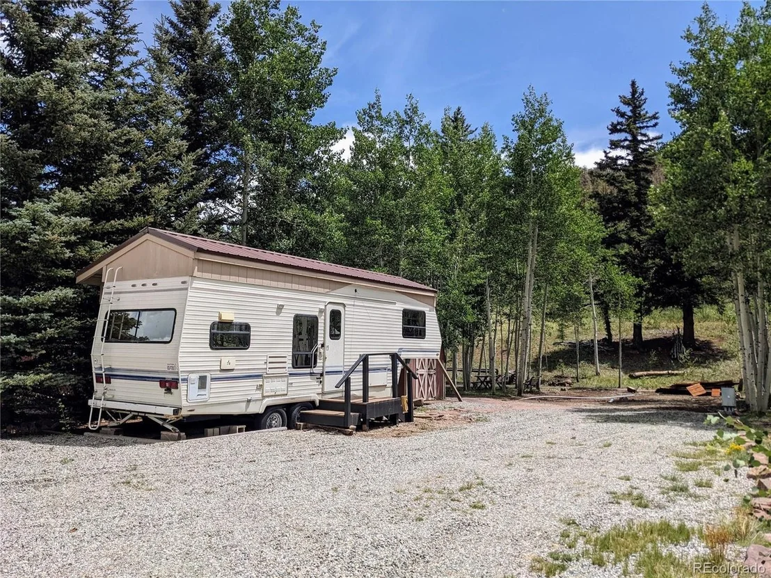 Photo of 493 Depot Dr