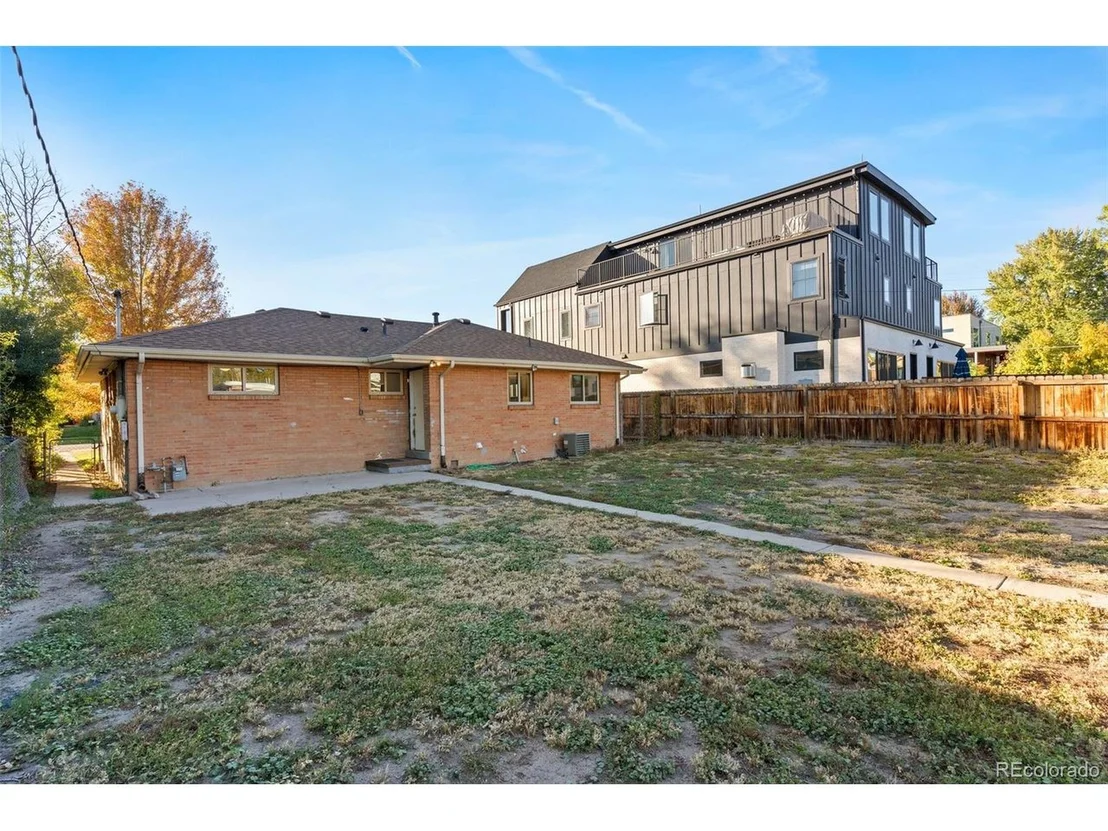 Photo of 2184 King St