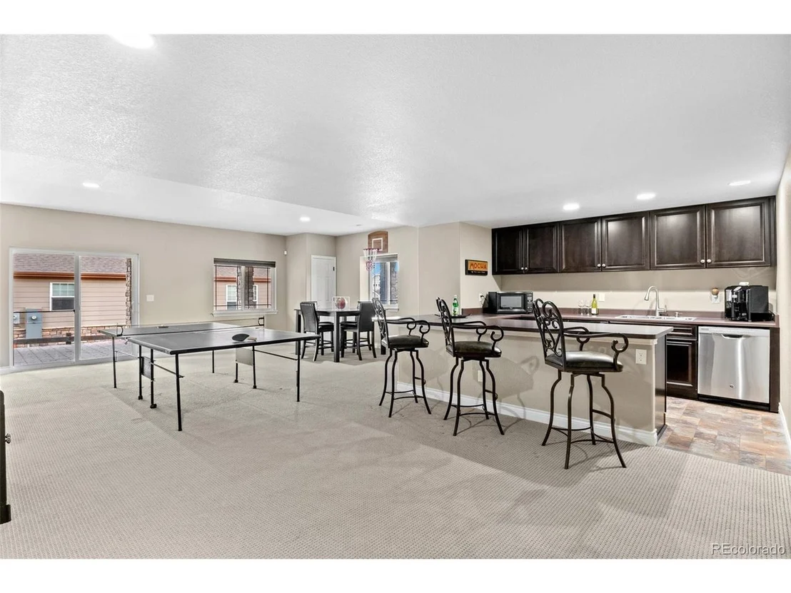 Photo of 8487 Rogers Loop