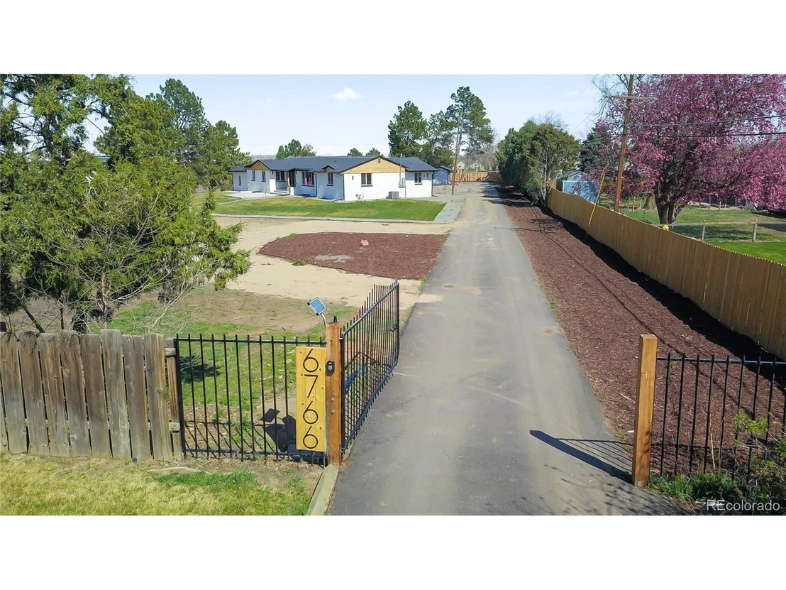 Photo of 6766 Zenobia Loop