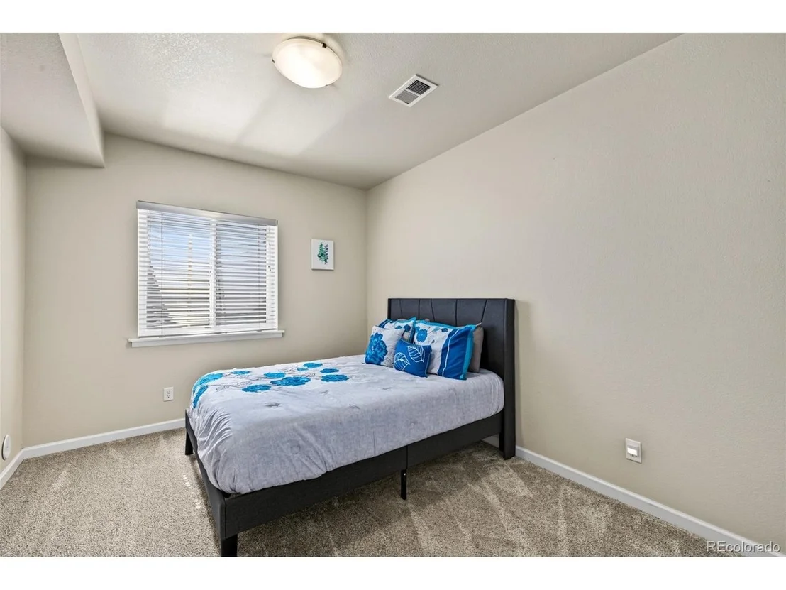 Photo of 313 Audubon Blvd