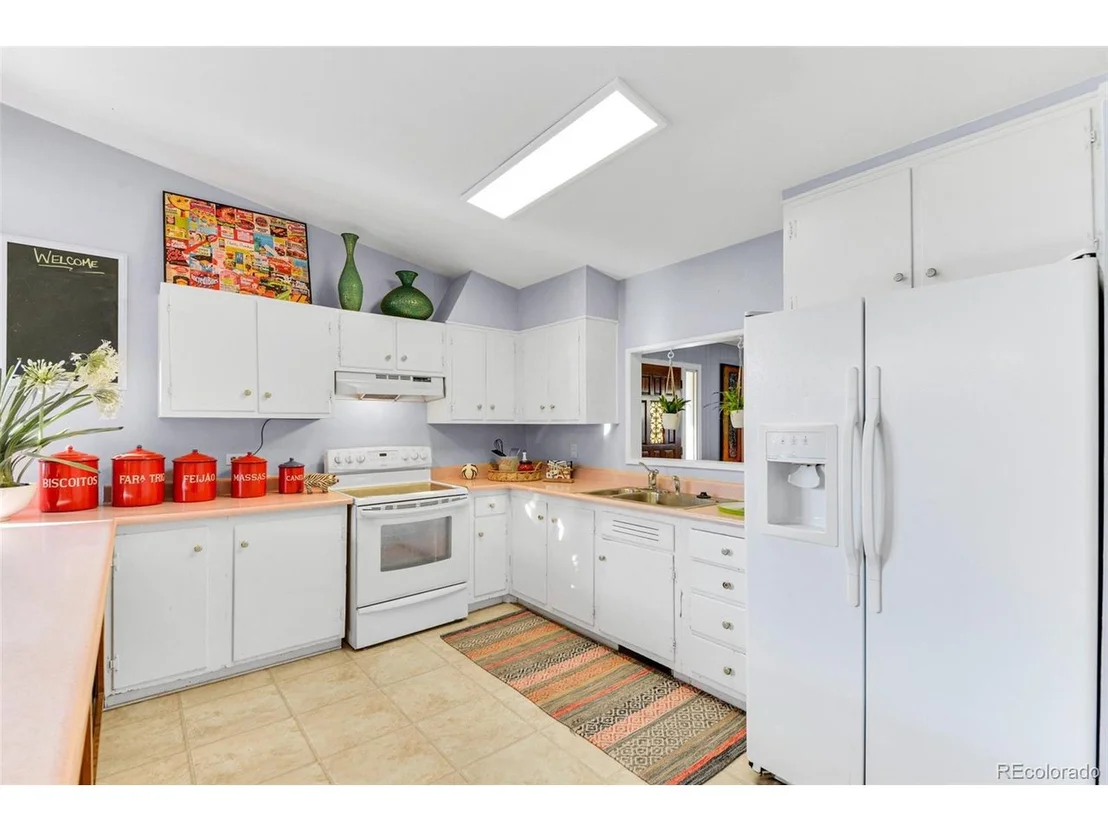 Photo of 580 Bountiful Ct