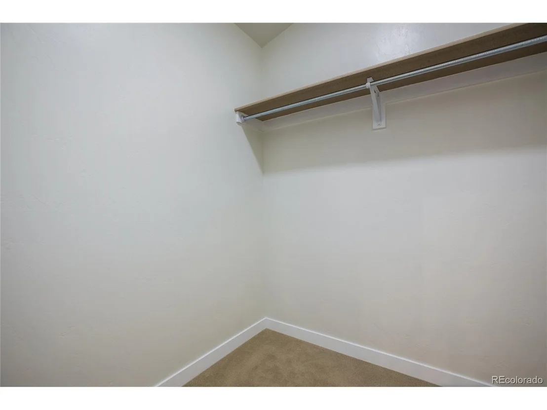 Photo of 142 Hackamore Dr