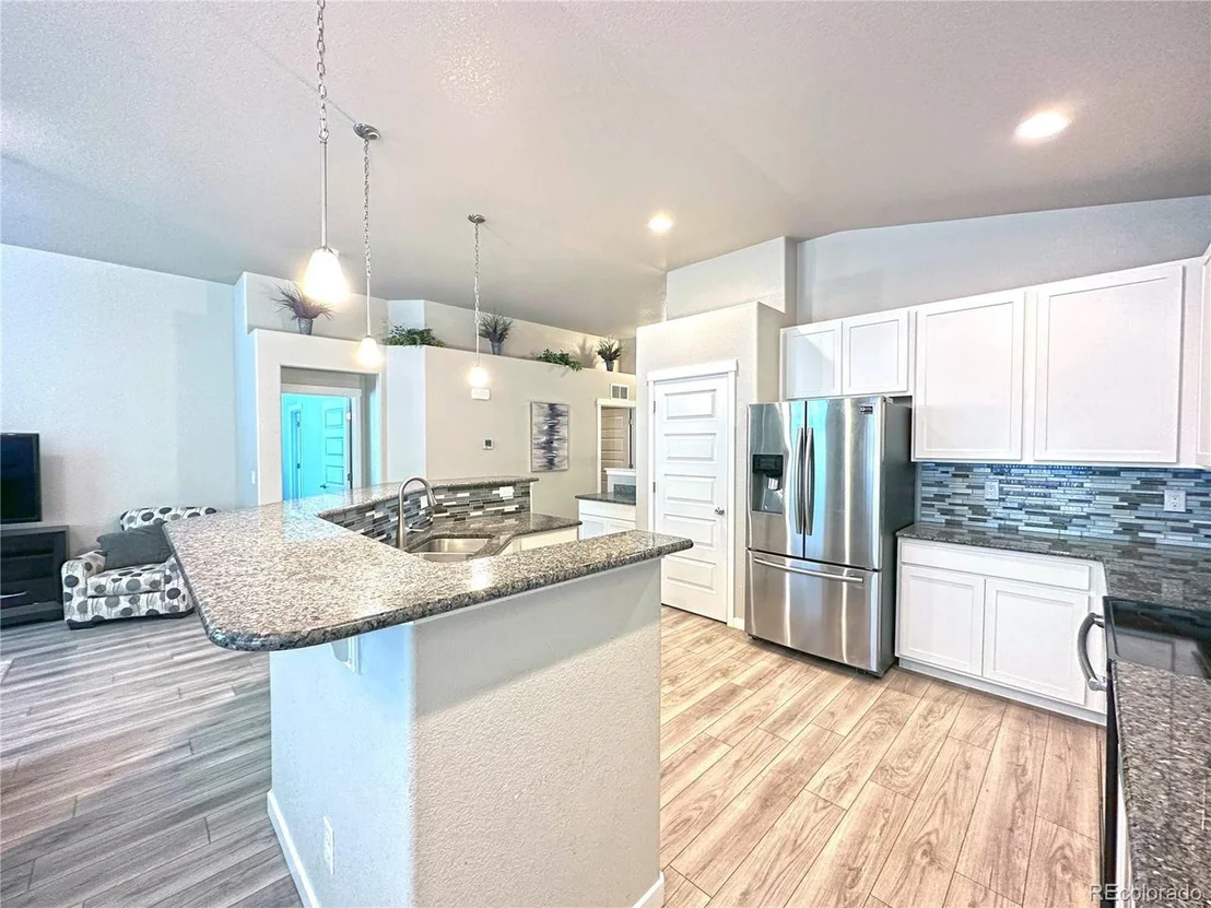 Photo of 871 Sunlight Peak Dr
