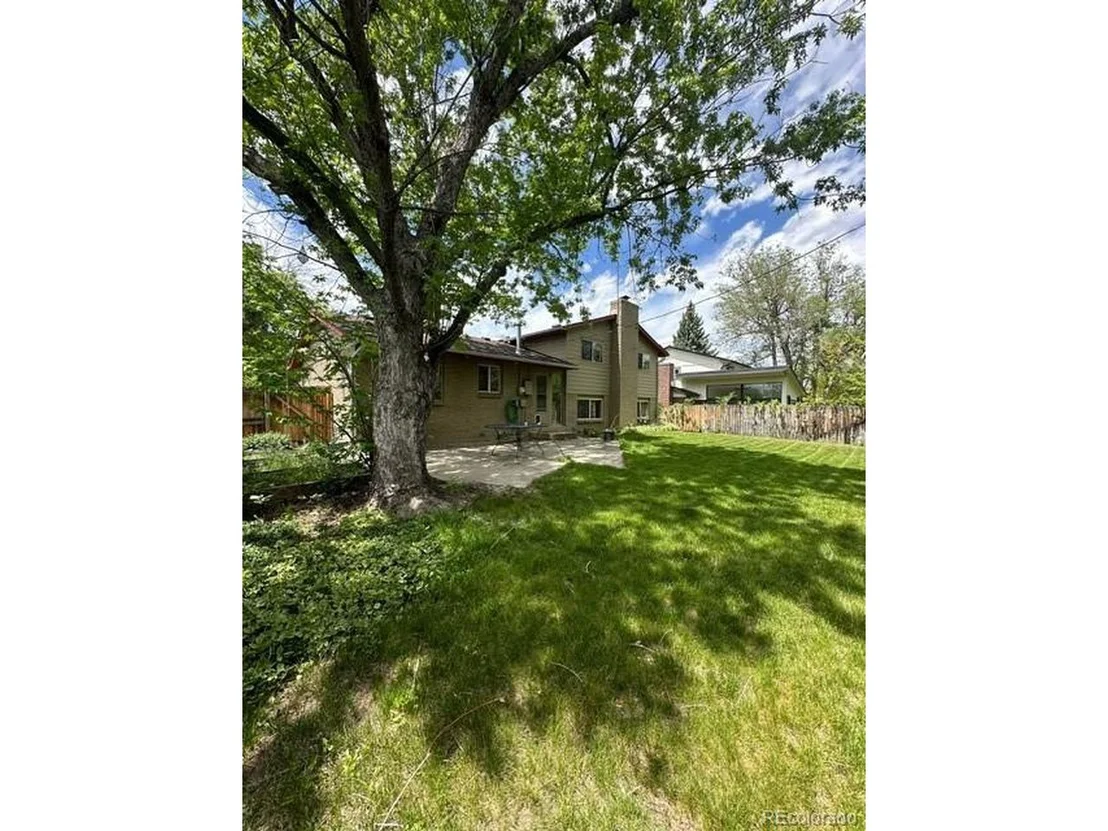 Photo of 960 Mcintire St
