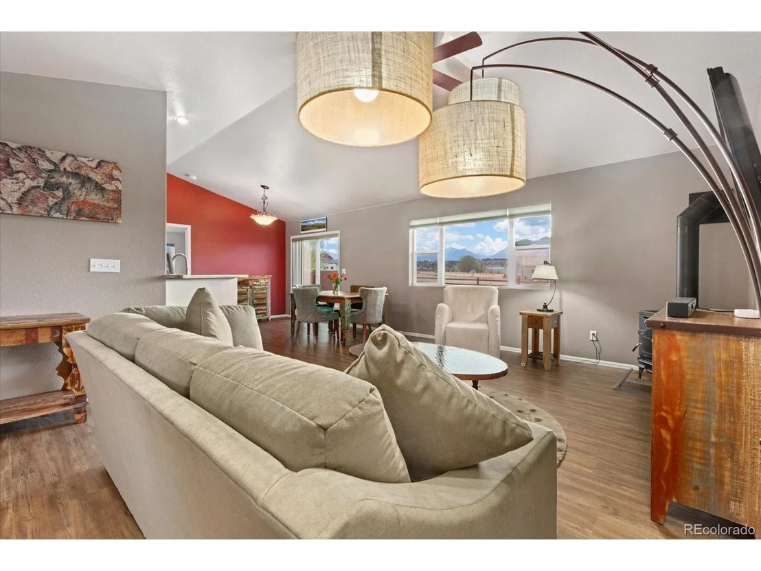 Photo of 7640 Meadowlark Dr