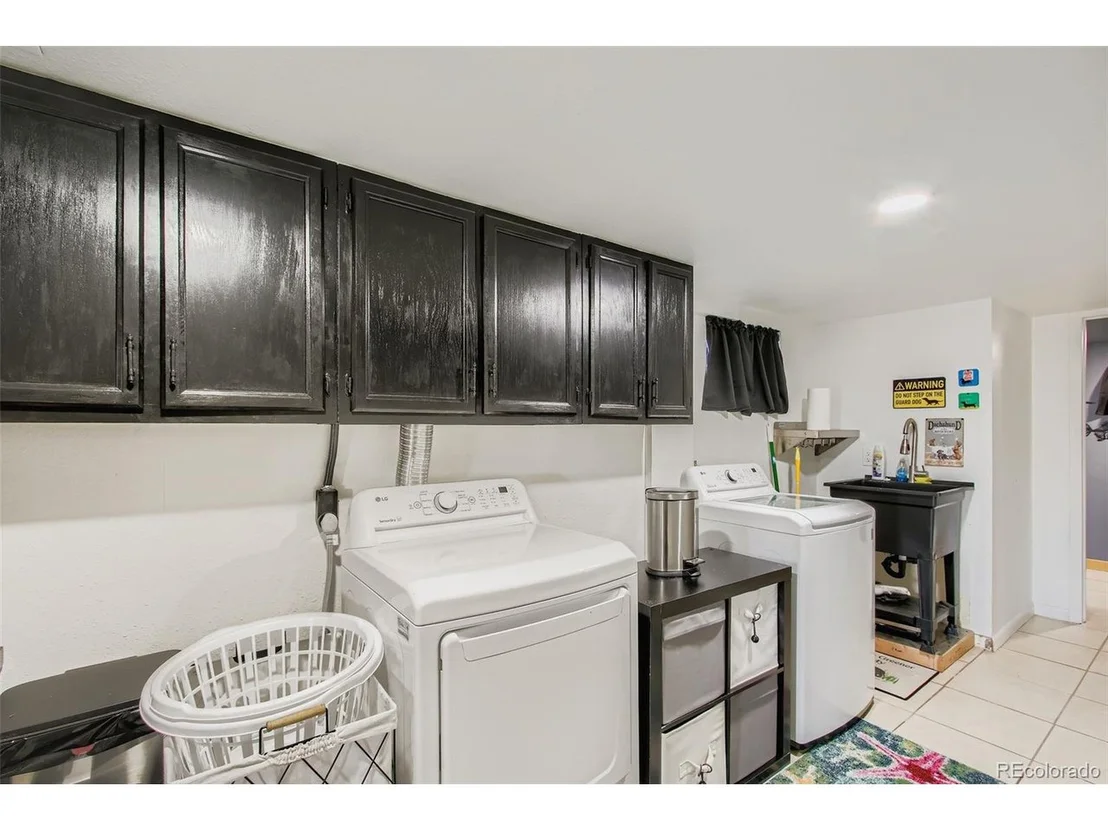 Photo of 9570 Grandview Ave