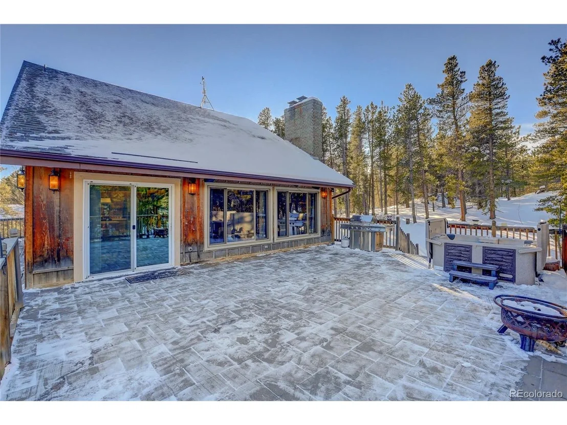 Photo of 155 Pinon Cir