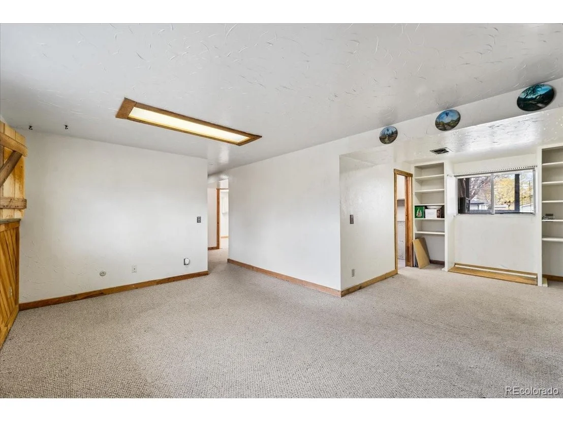Photo of 5284 Braun St