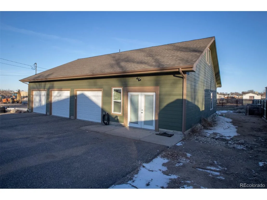 Photo of 260 4th Ave