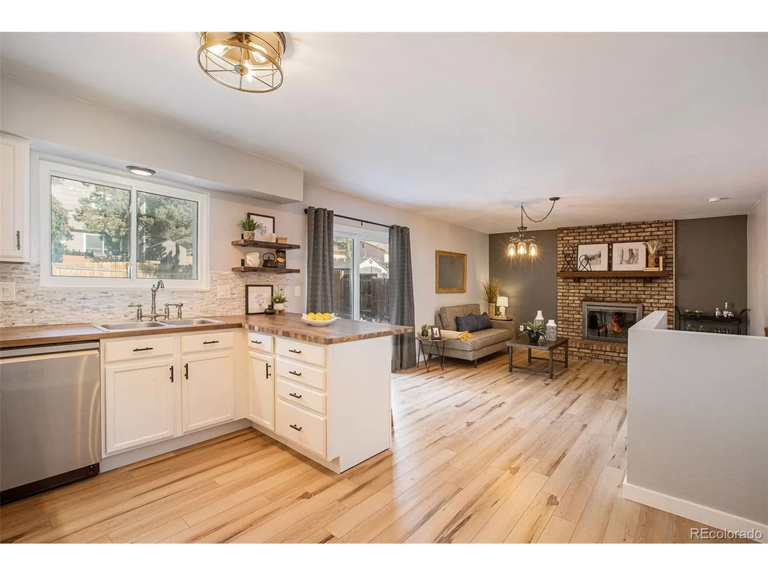 Photo of 25 Gordon Dr