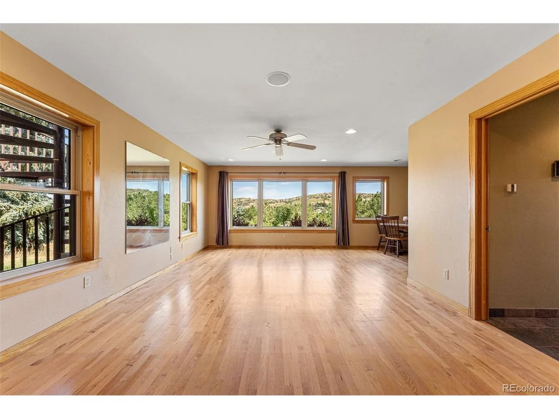 Photo of 15685 Cedarbrook Dr