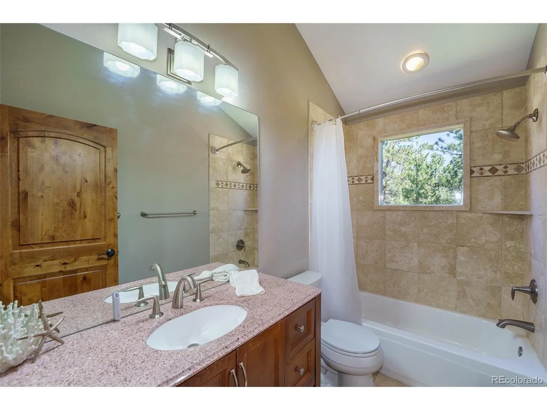 Photo of 2977 Keystone Dr