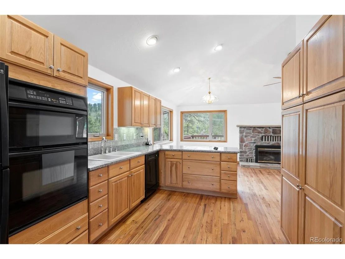 Photo of 1661 Old Stagecoach Rd