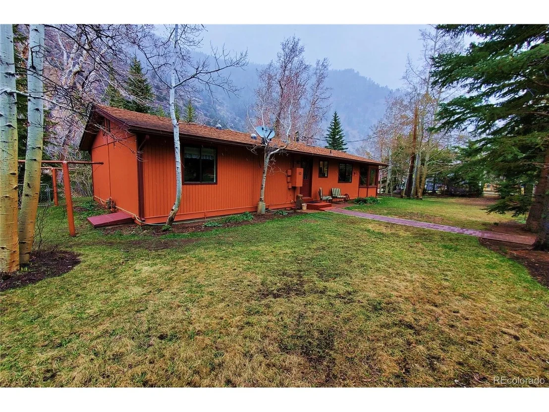 Photo of 53 Silver Lakes Dr