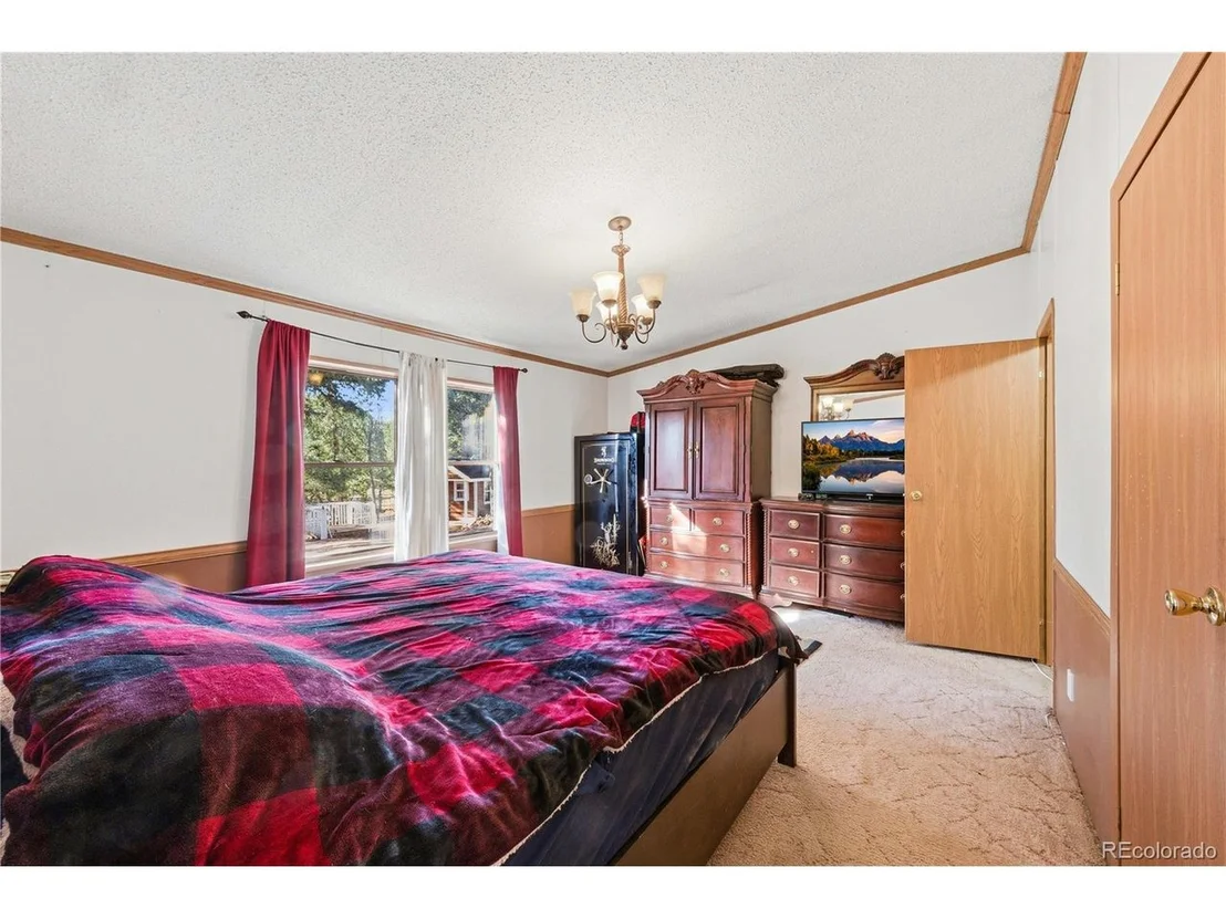 Photo of 627 Harmon Dr
