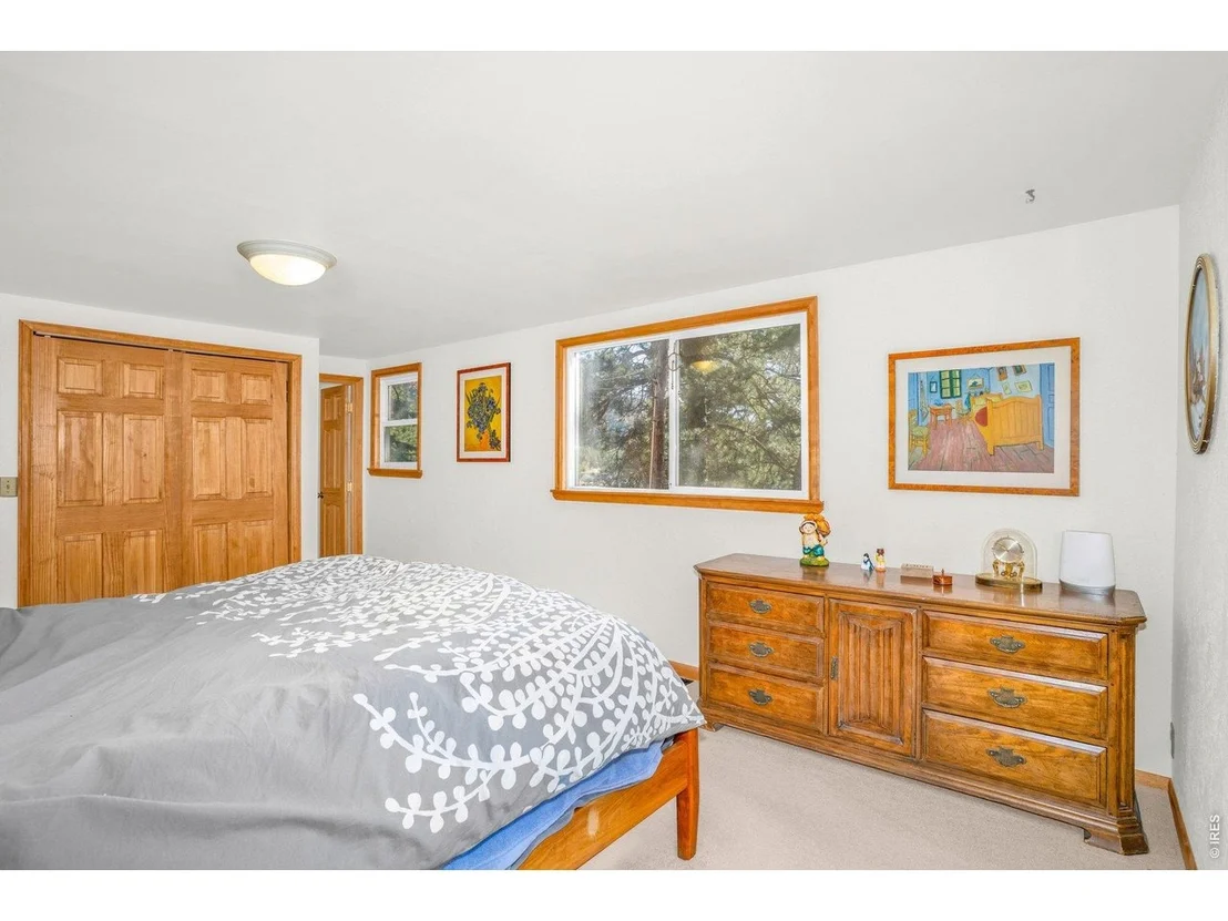 Photo of 527 Hemlock Dr