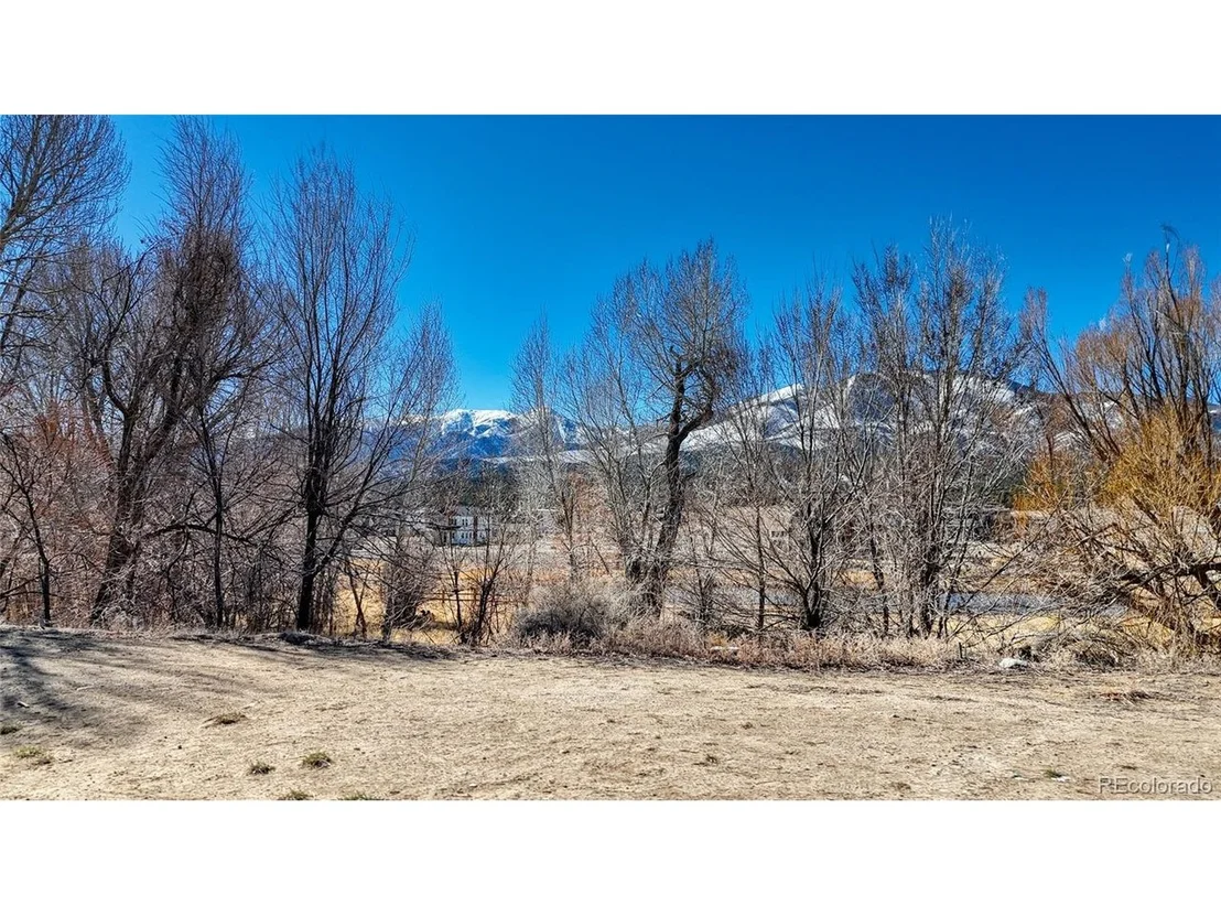 Photo of 313 Two Rivers Rd