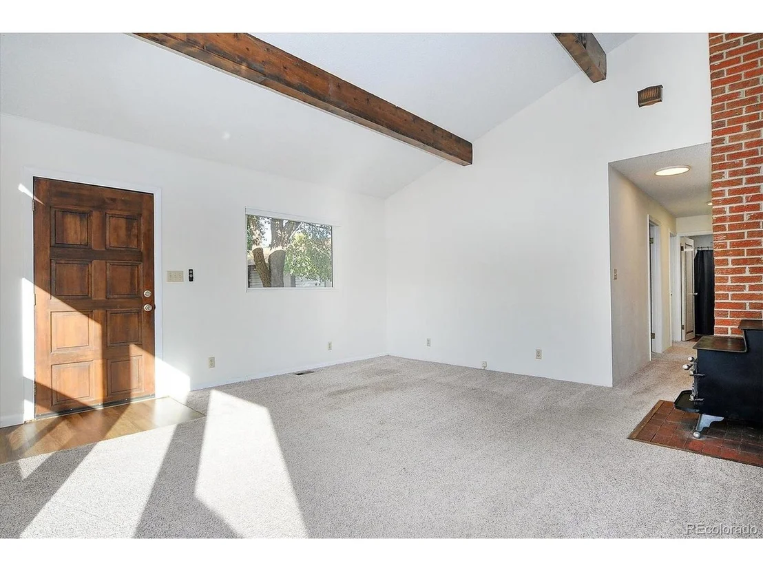 Photo of 8742 County Road 175