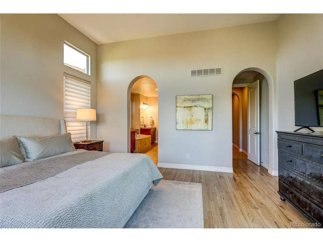 Photo of 9591 Sunset Hill Dr