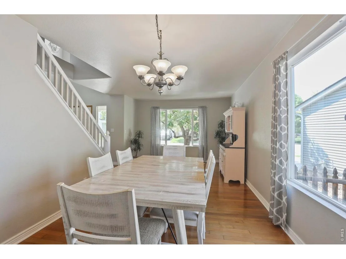 Photo of 1245 Fall River Cir
