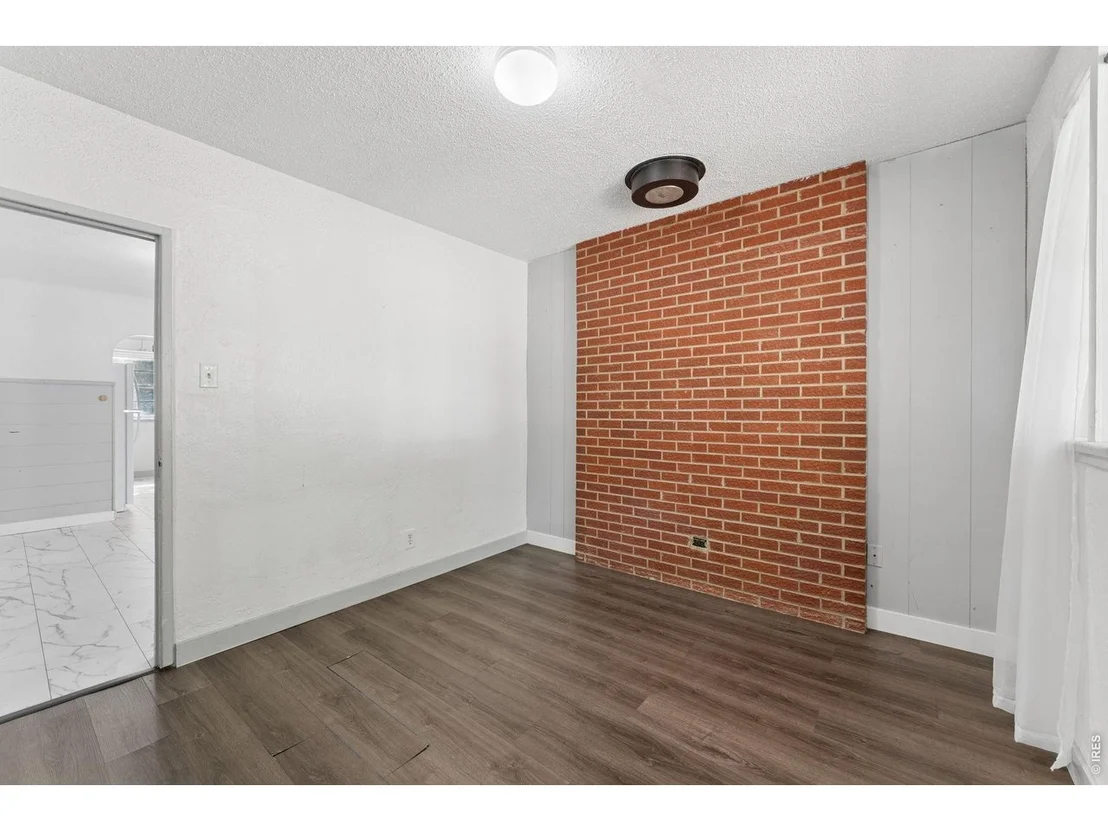 Photo of 2210 10th Ave